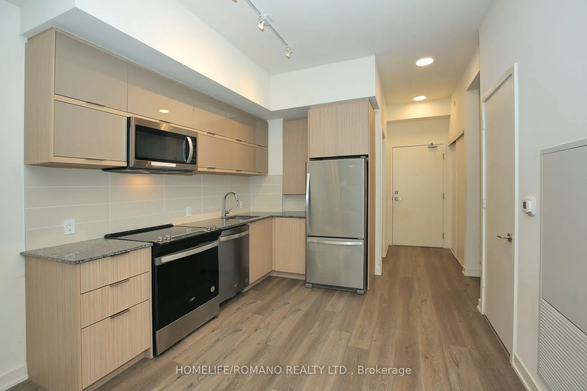 10 Deerlick Court, #207