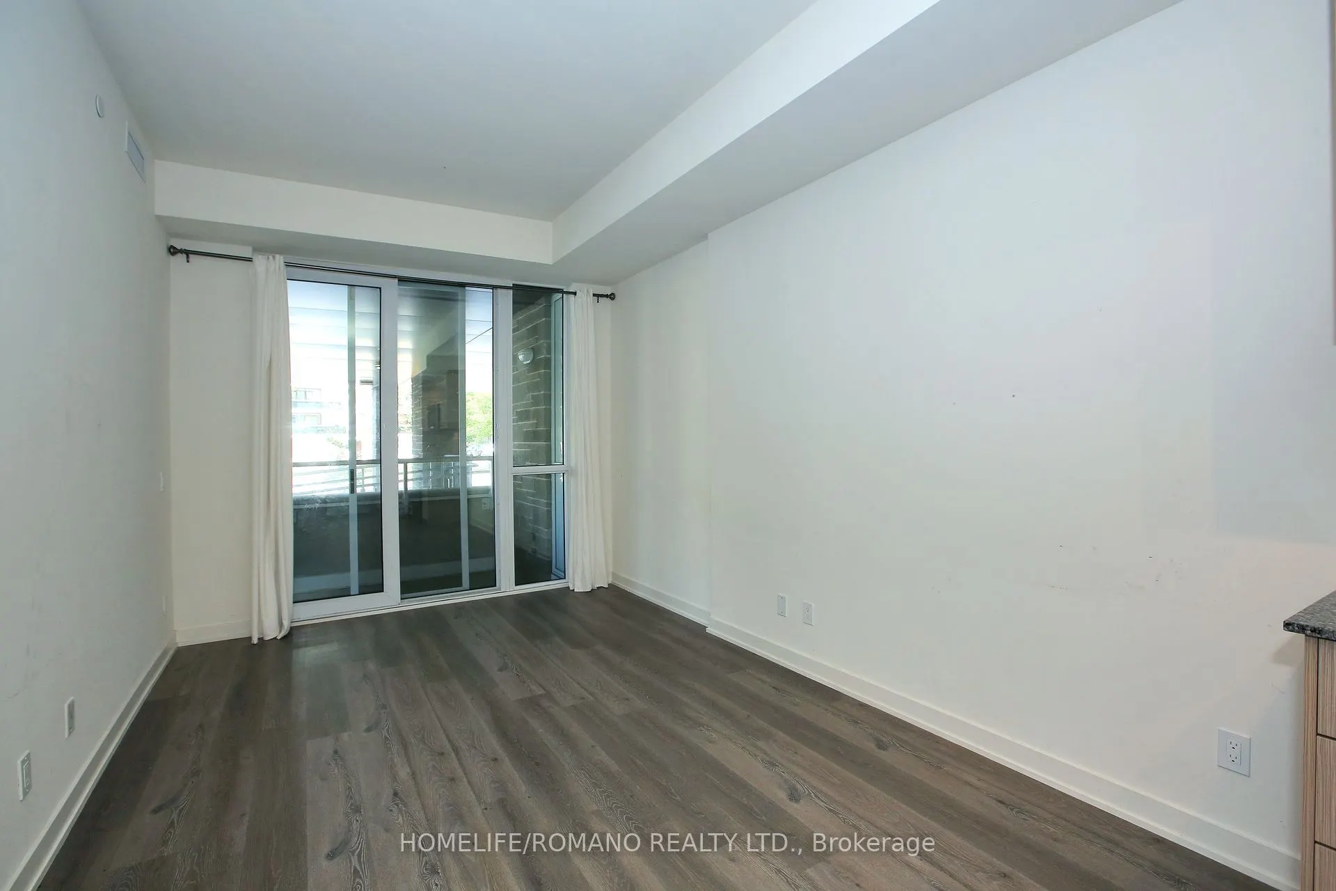 10 Deerlick Court, #207