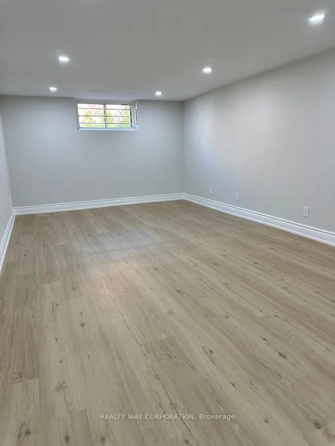 629 Sheppard Avenue W