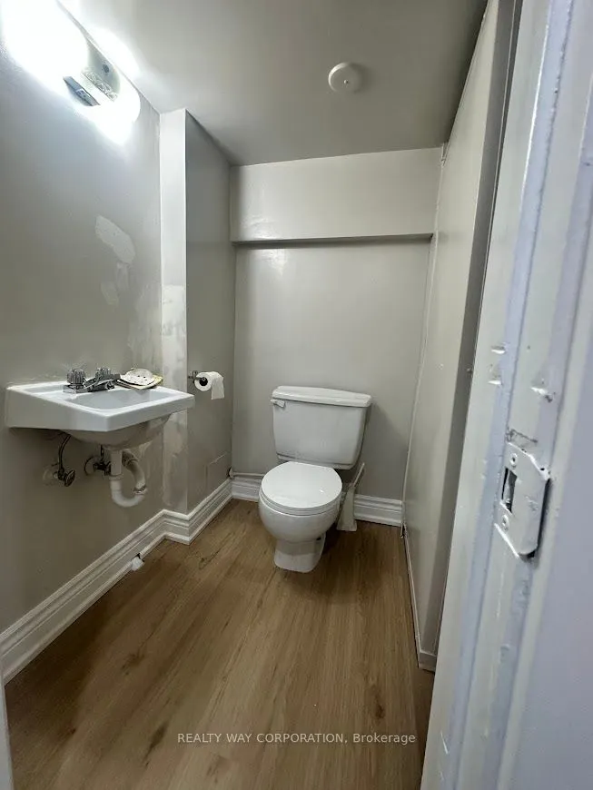 629 Sheppard Avenue W