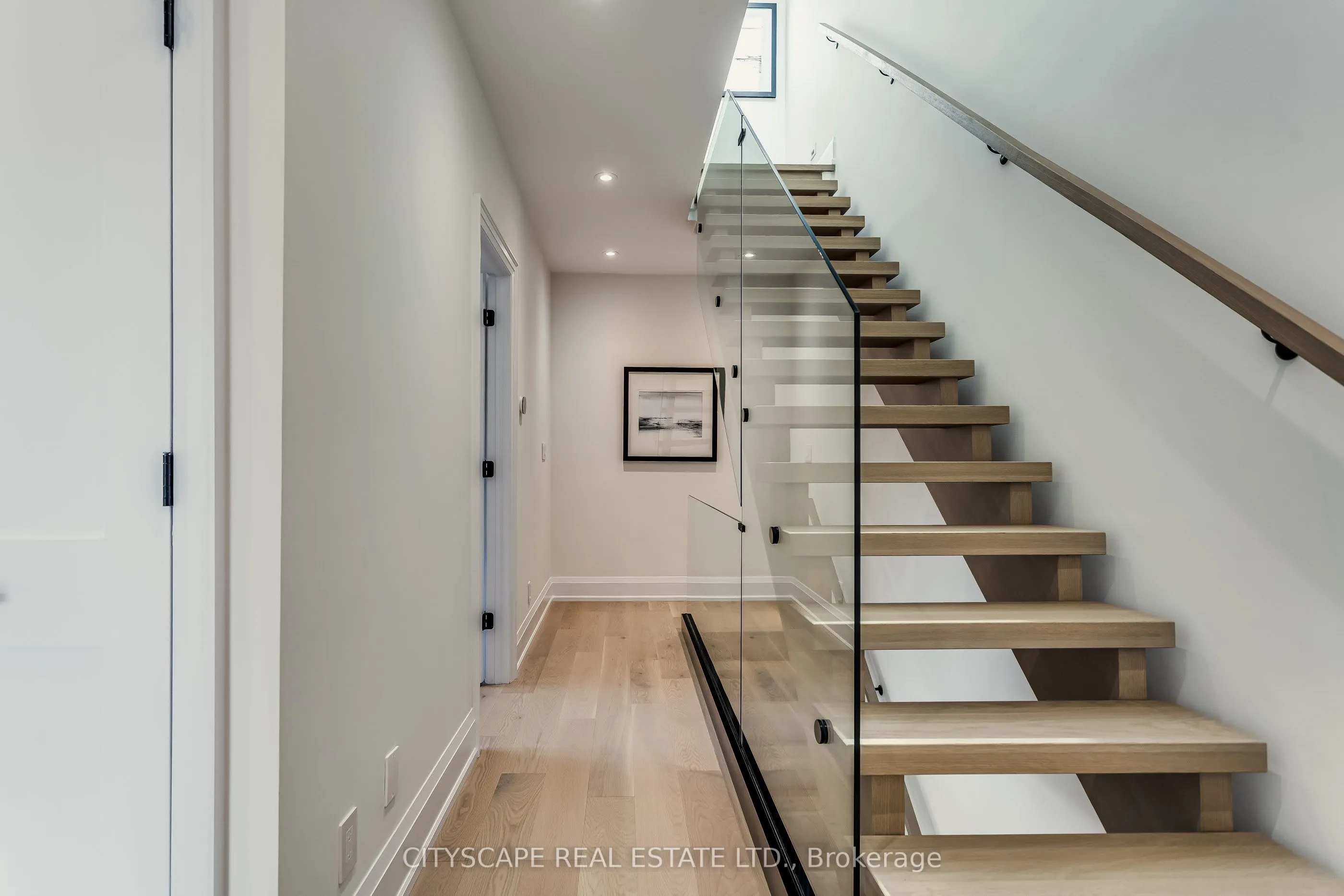372 Briar Hill Avenue