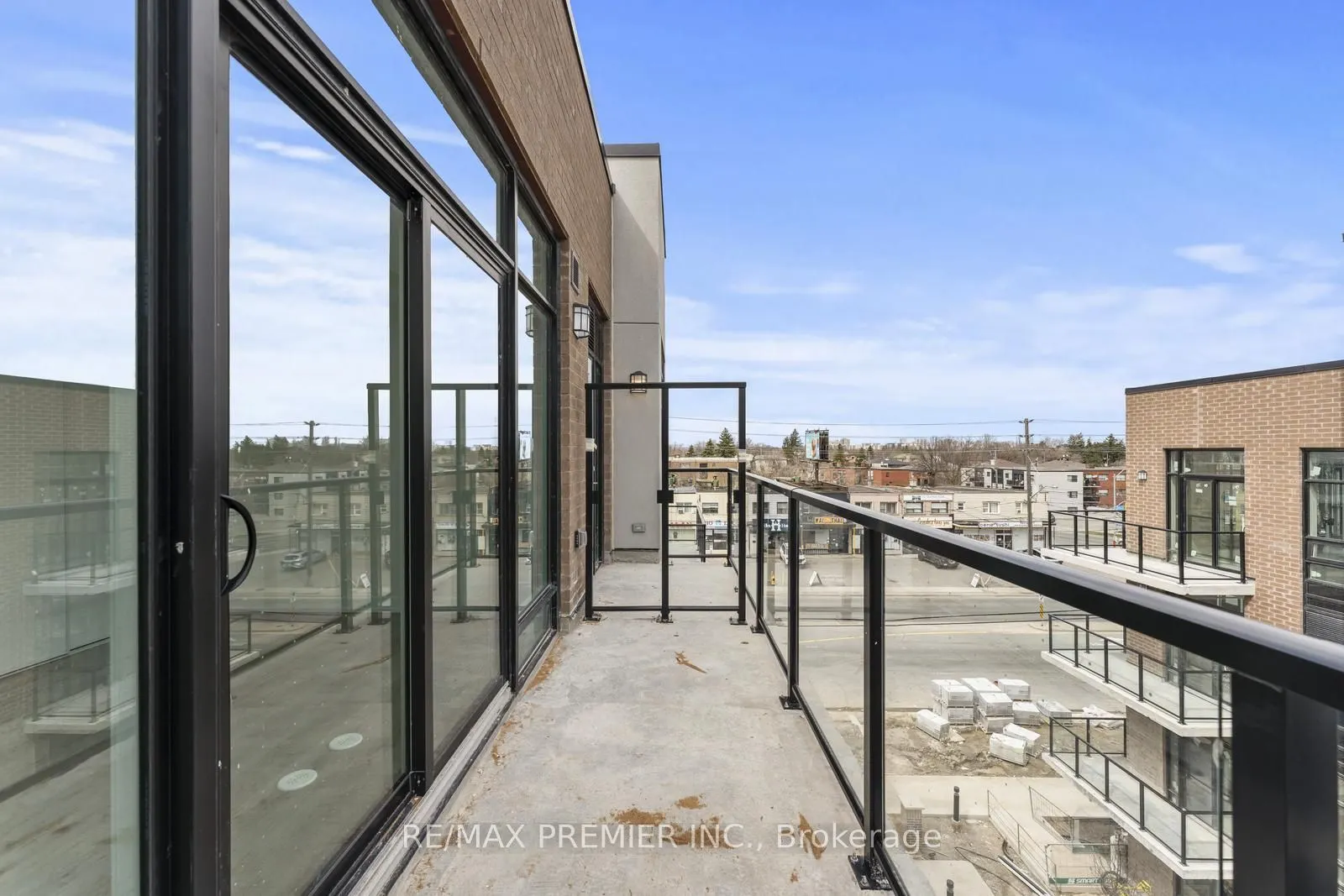 851 Sheppard Avenue W, #15