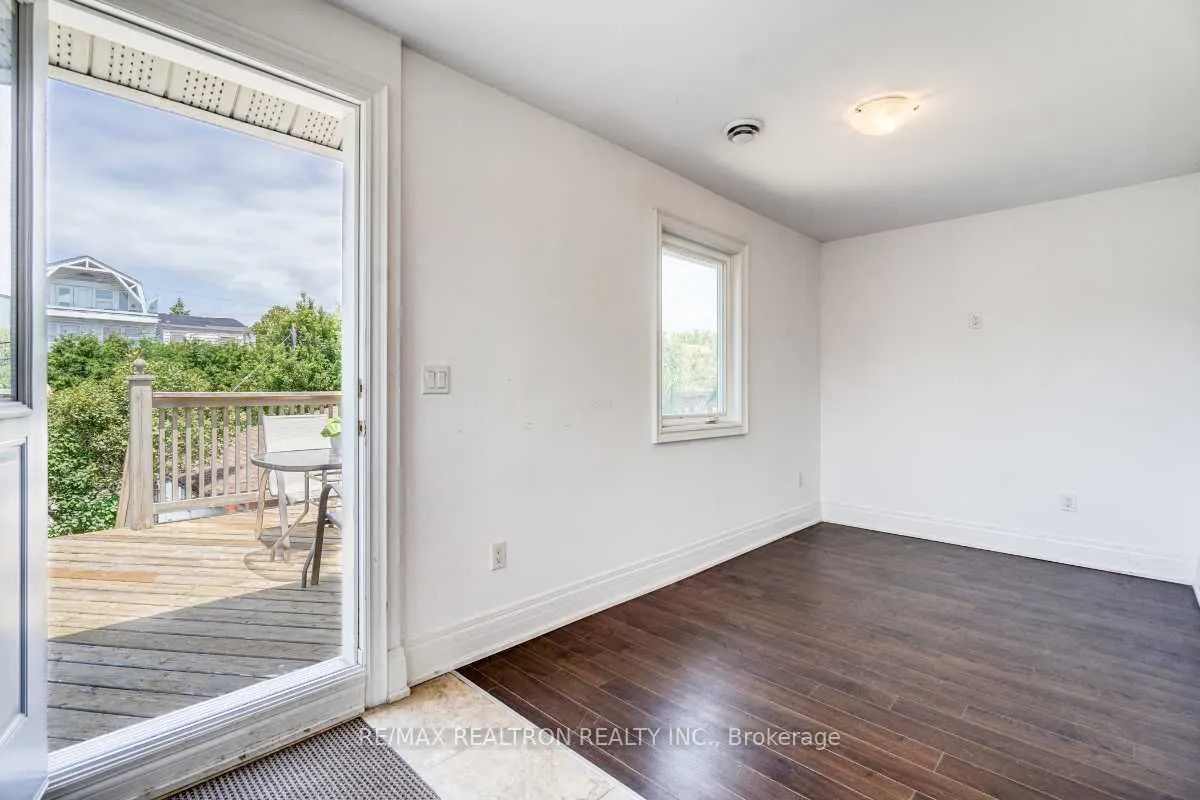 44 Jesmond Avenue N