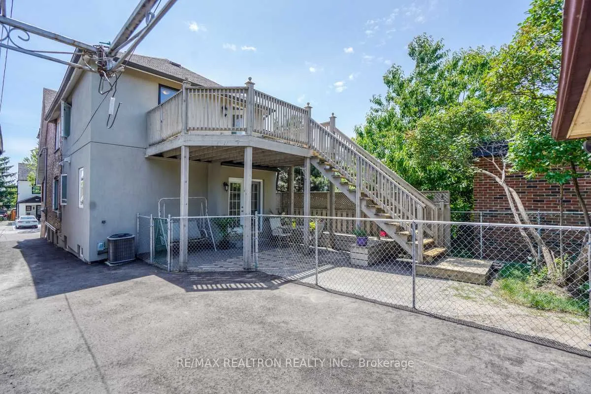 44 Jesmond Avenue N