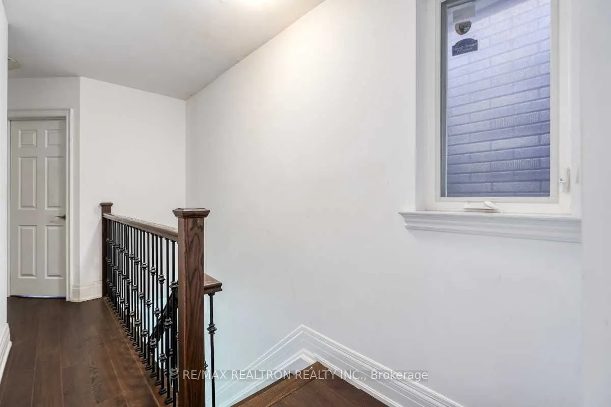 44 Jesmond Avenue N