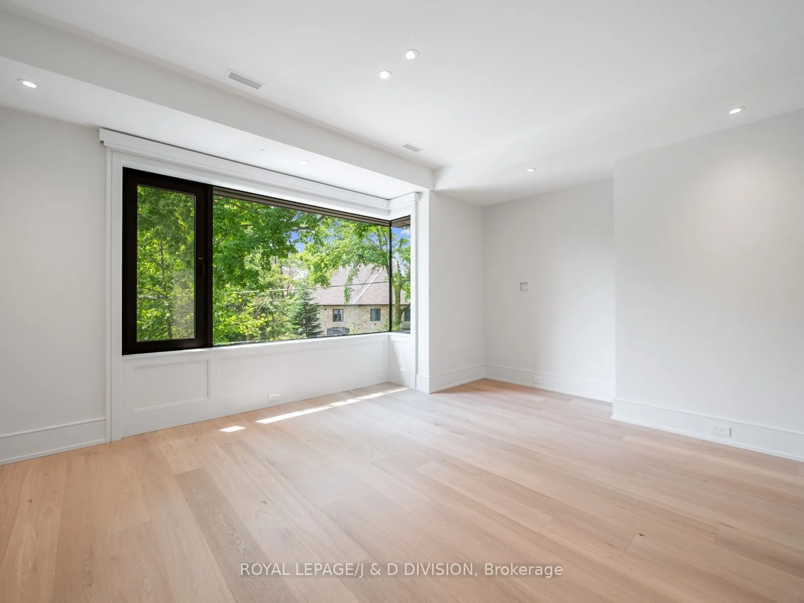 5 Fidelia Avenue
