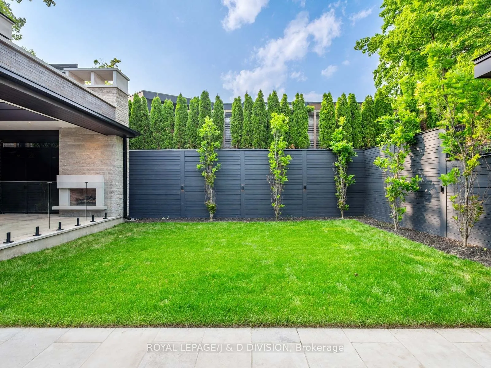 5 Fidelia Avenue