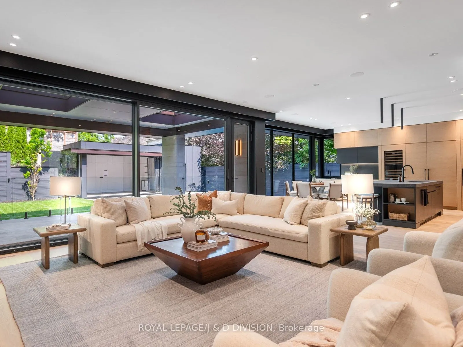 5 Fidelia Avenue