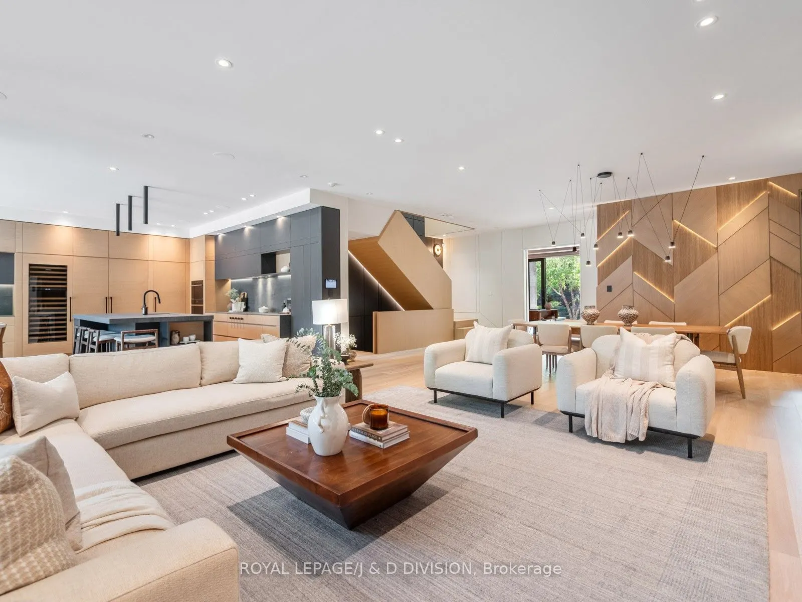 5 Fidelia Avenue