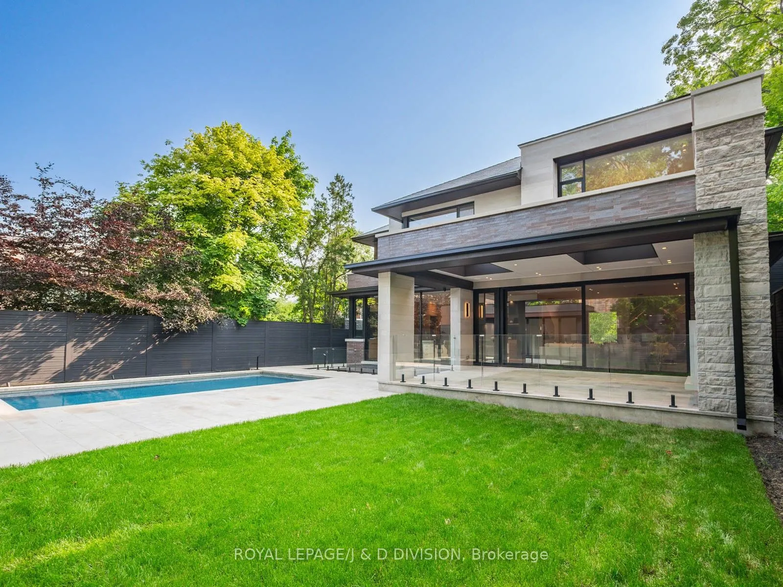 5 Fidelia Avenue