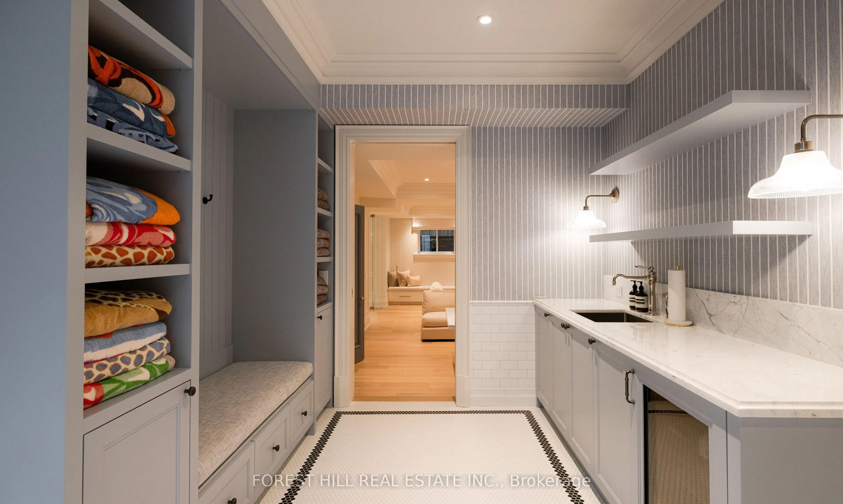 221 Forest Hill Road
