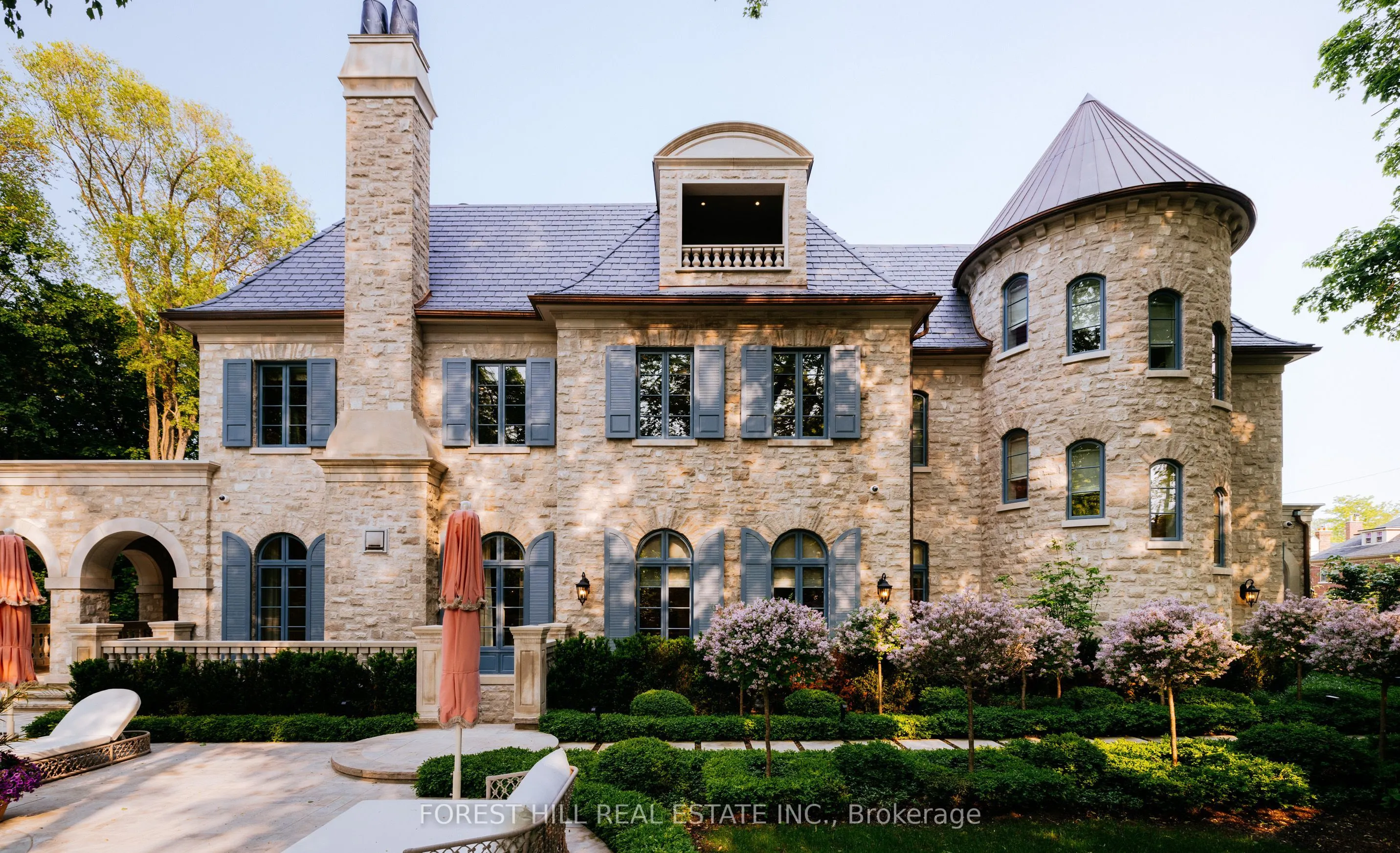 221 Forest Hill Road