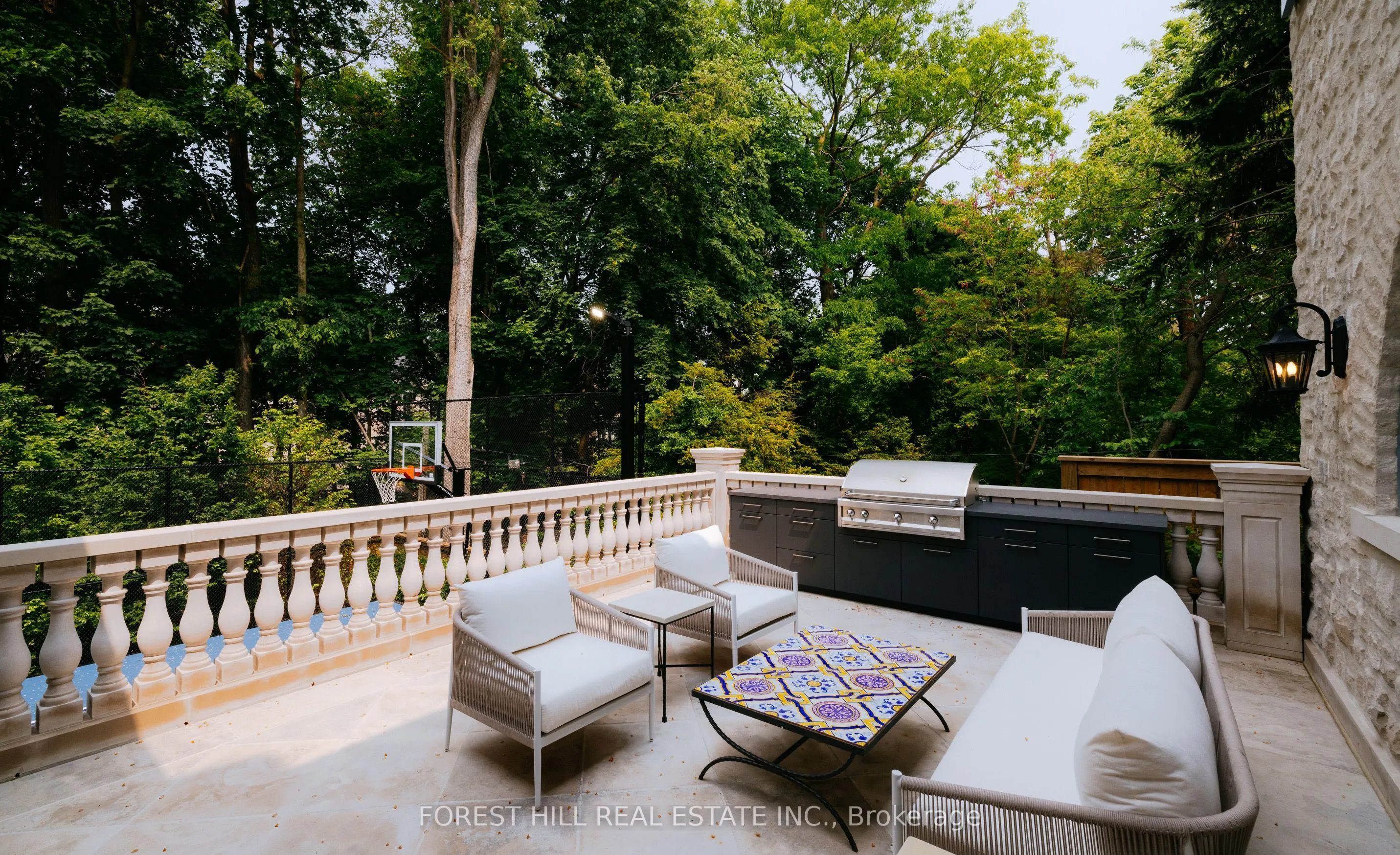 221 Forest Hill Road