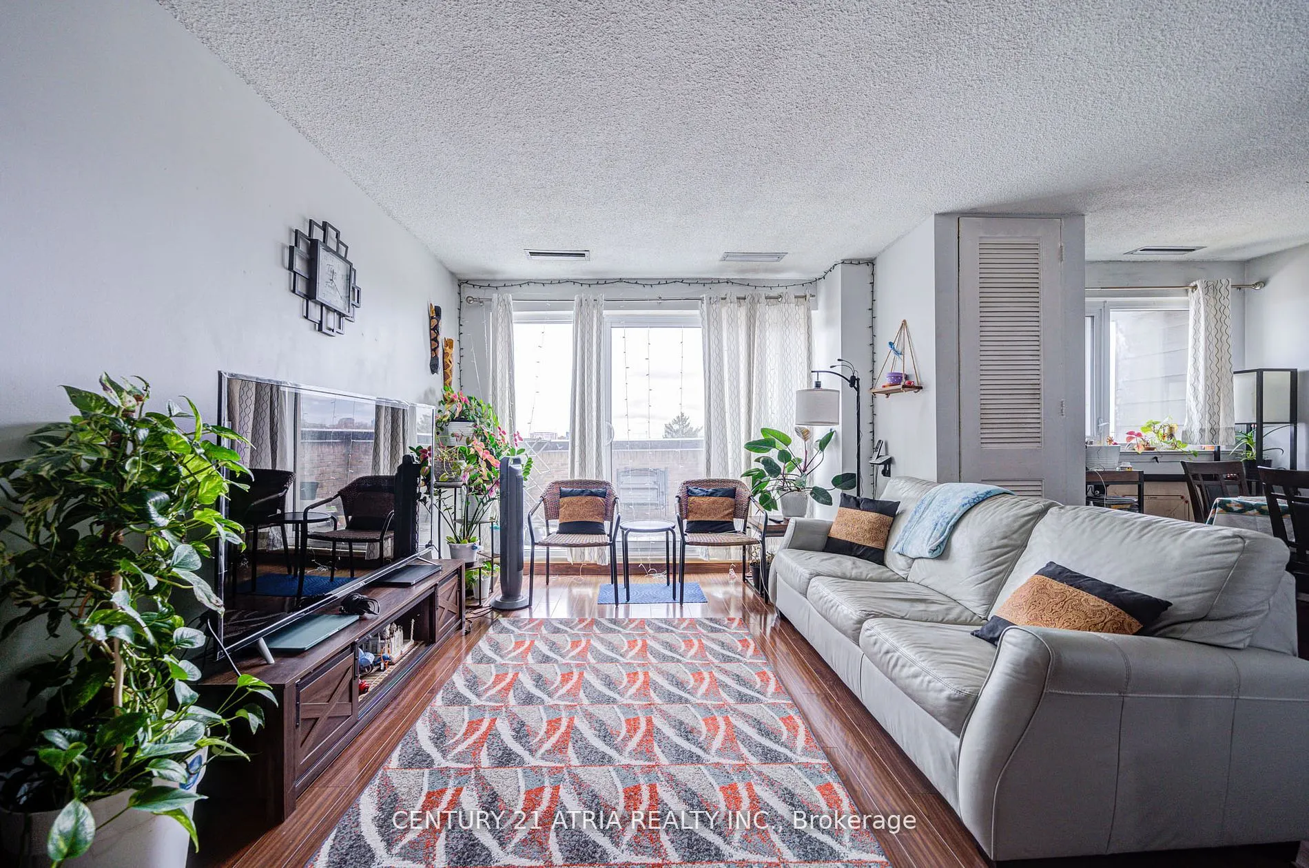 4005 Don Mills Road, #326