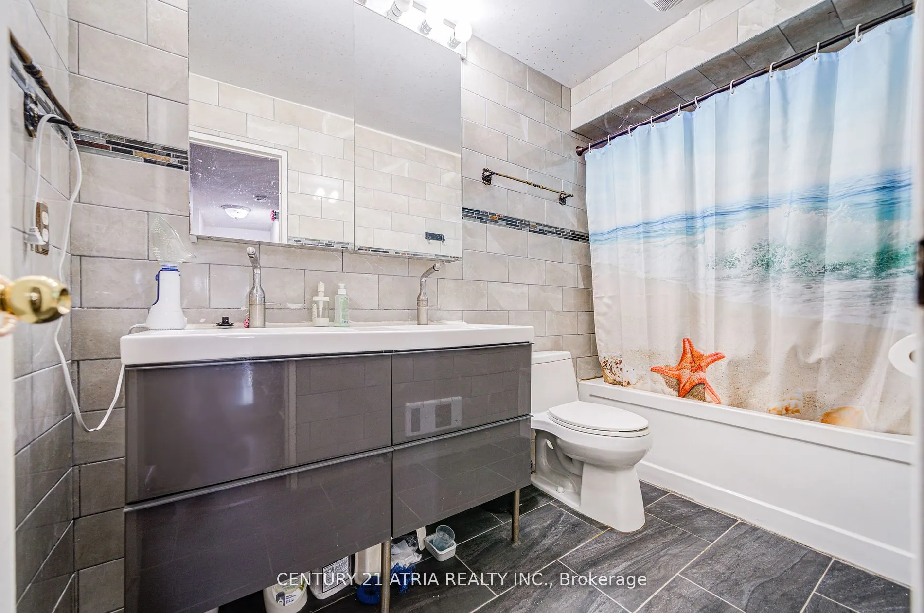 4005 Don Mills Road, #326