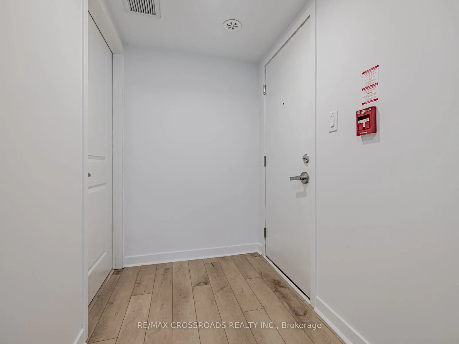 12 Marquette Avenue, #4