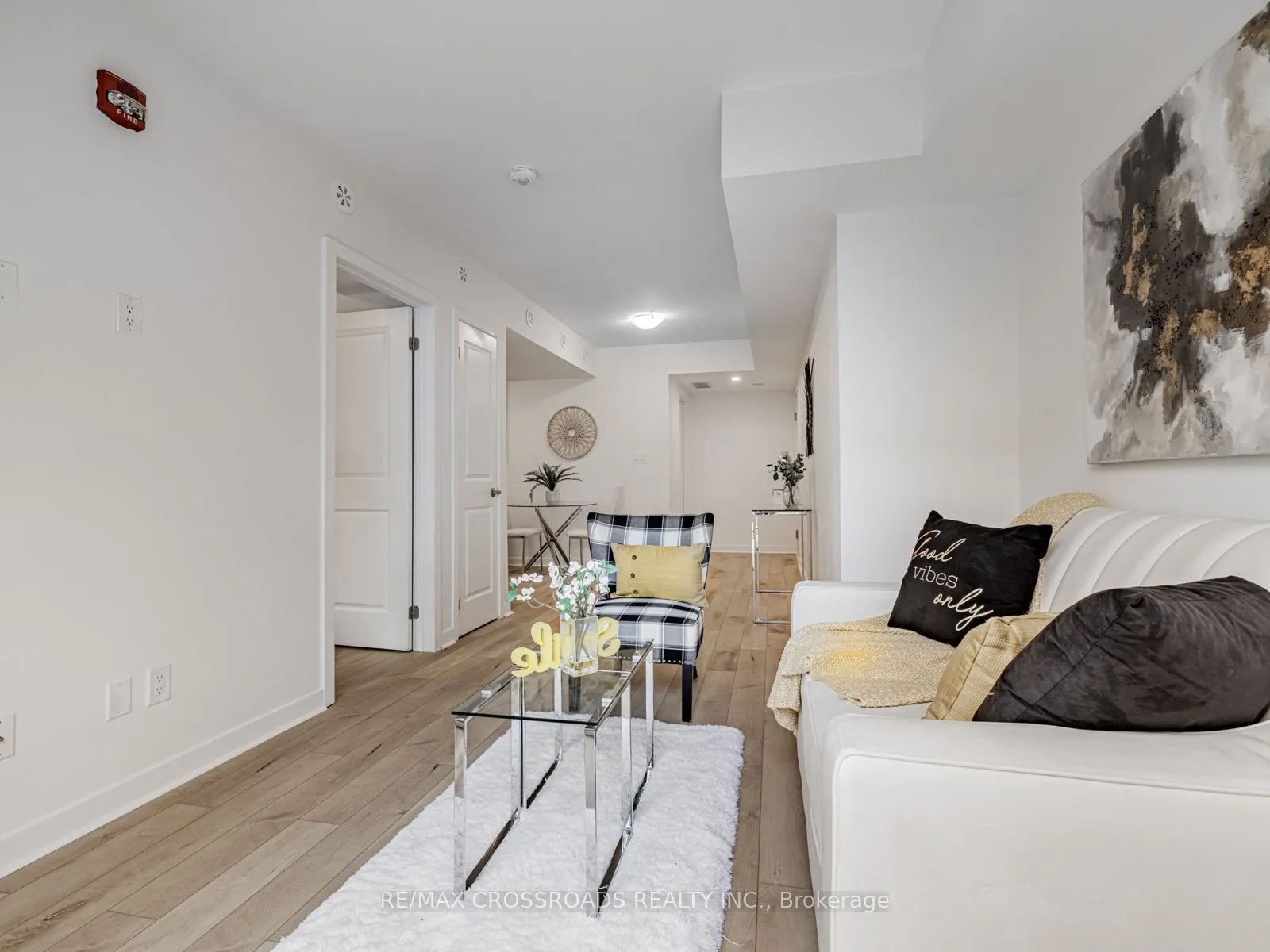 12 Marquette Avenue, #4