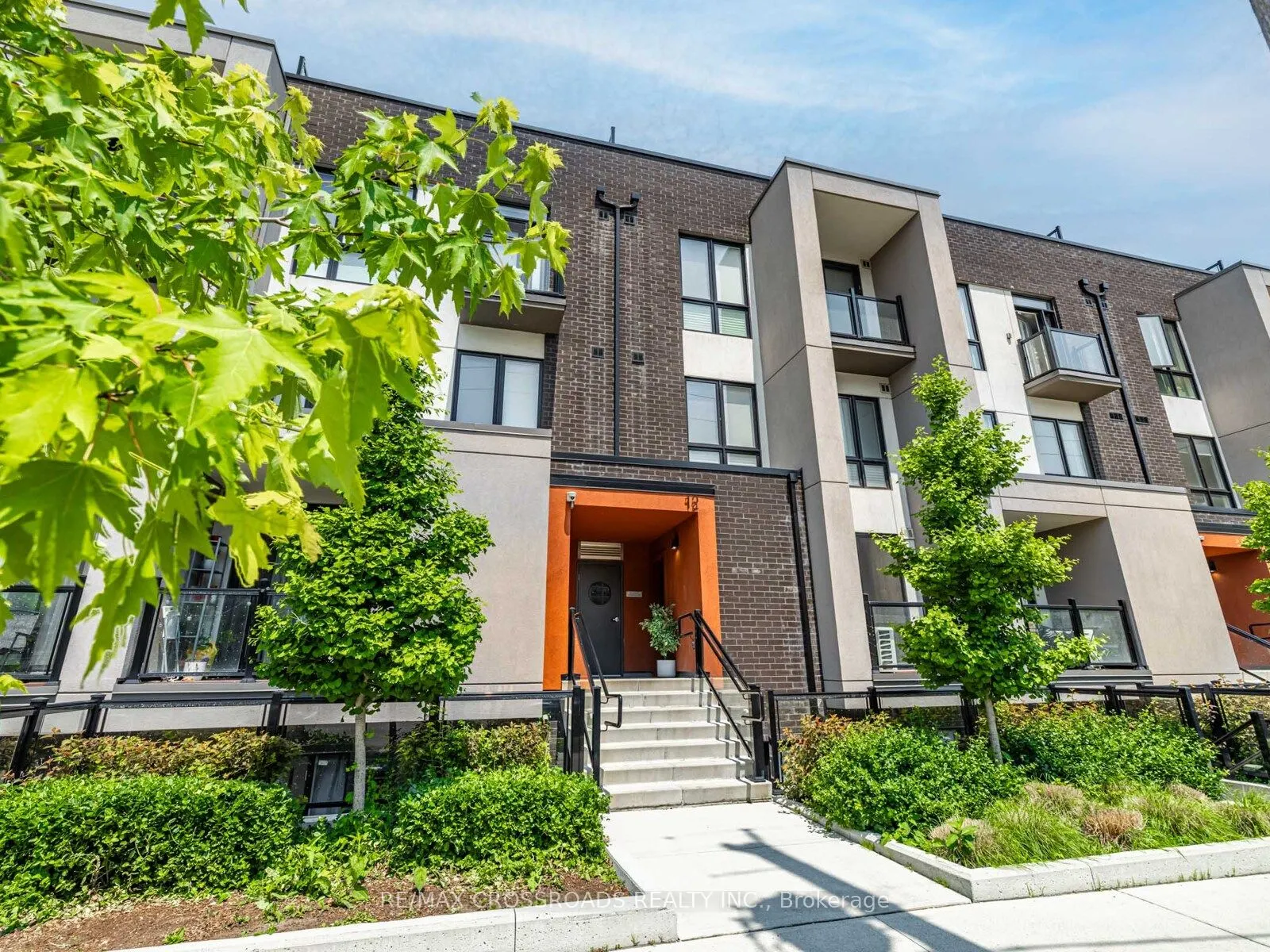 12 Marquette Avenue, #4