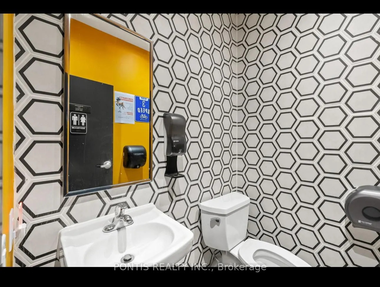 410 BATHURST Street, #B5