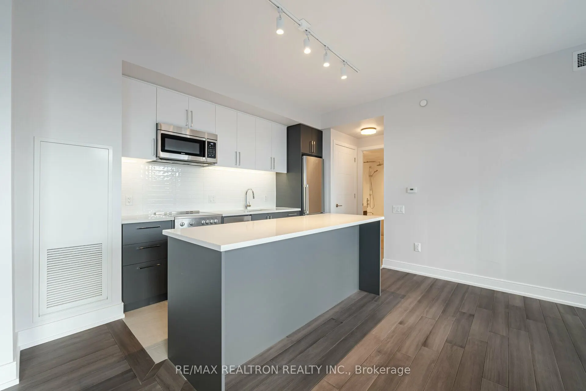 2525 Bathurst Street, #1003