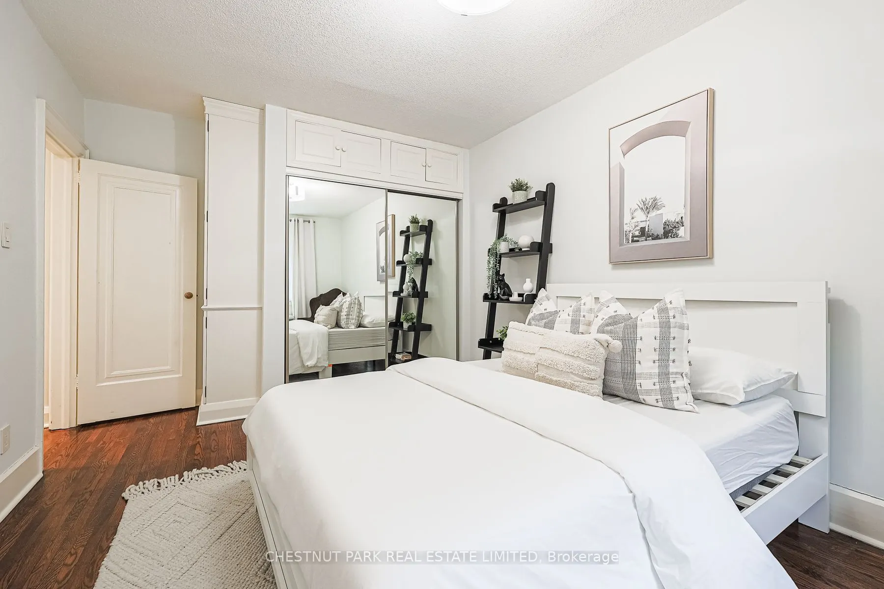 480 Oriole Parkway, #111