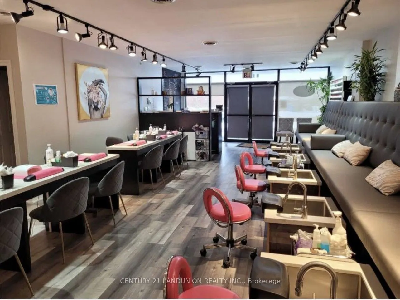 3379 Bathurst Street