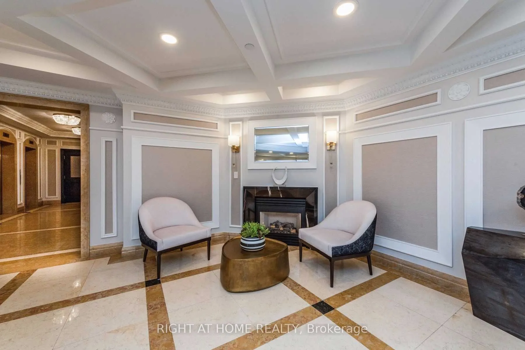 10 Old York Mills Road, #511
