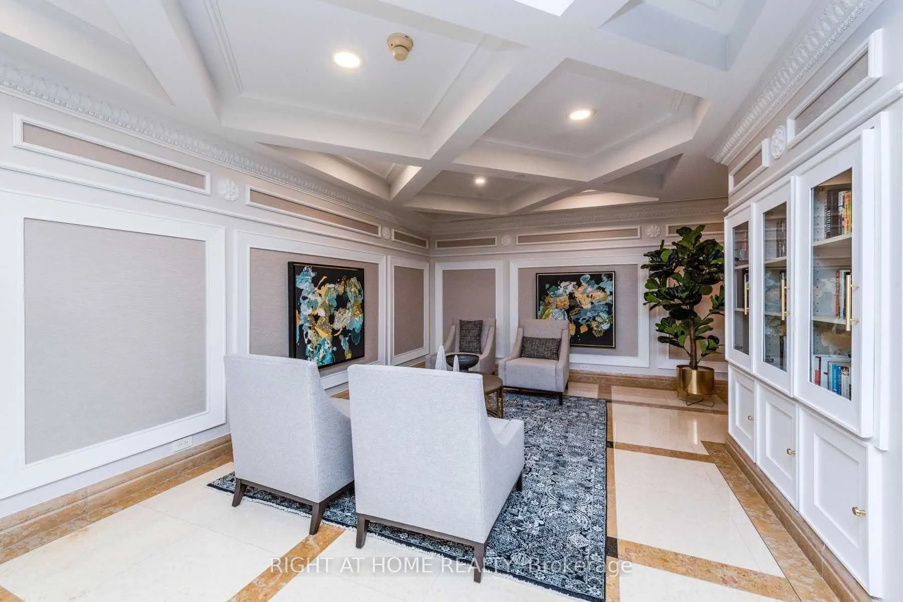 10 Old York Mills Road, #511