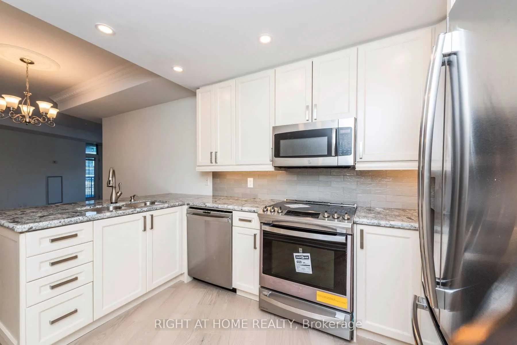 10 Old York Mills Road, #511