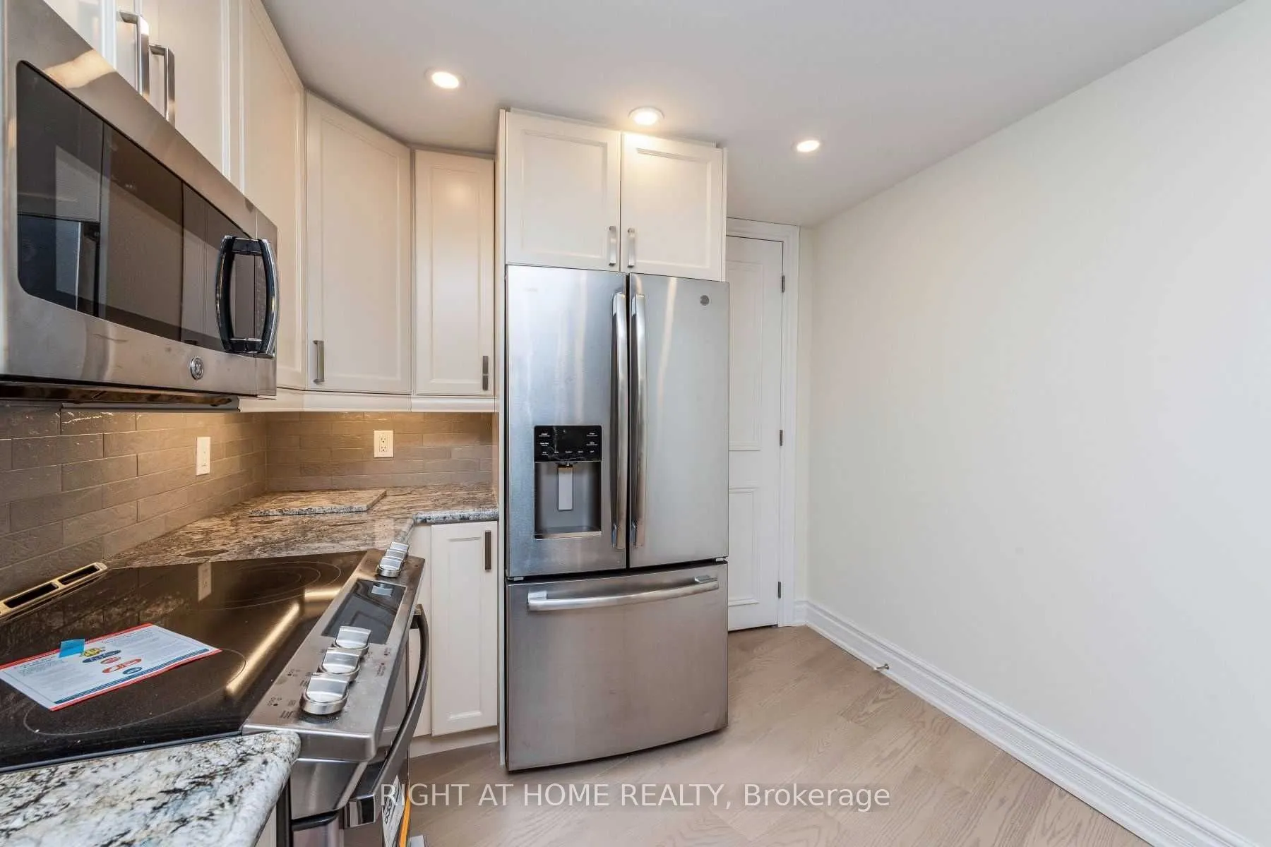 10 Old York Mills Road, #511