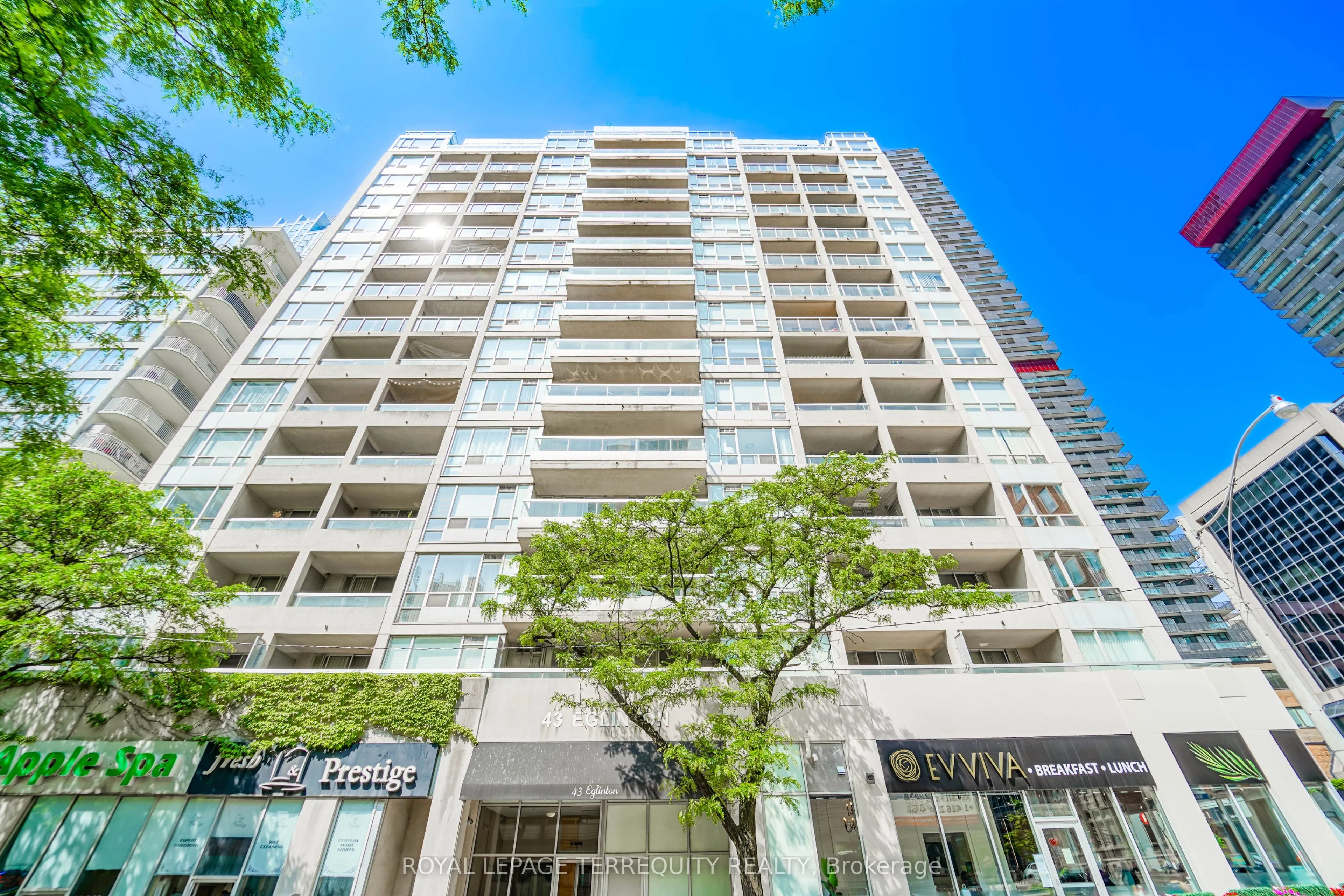 43 Eglinton Avenue E, #1708