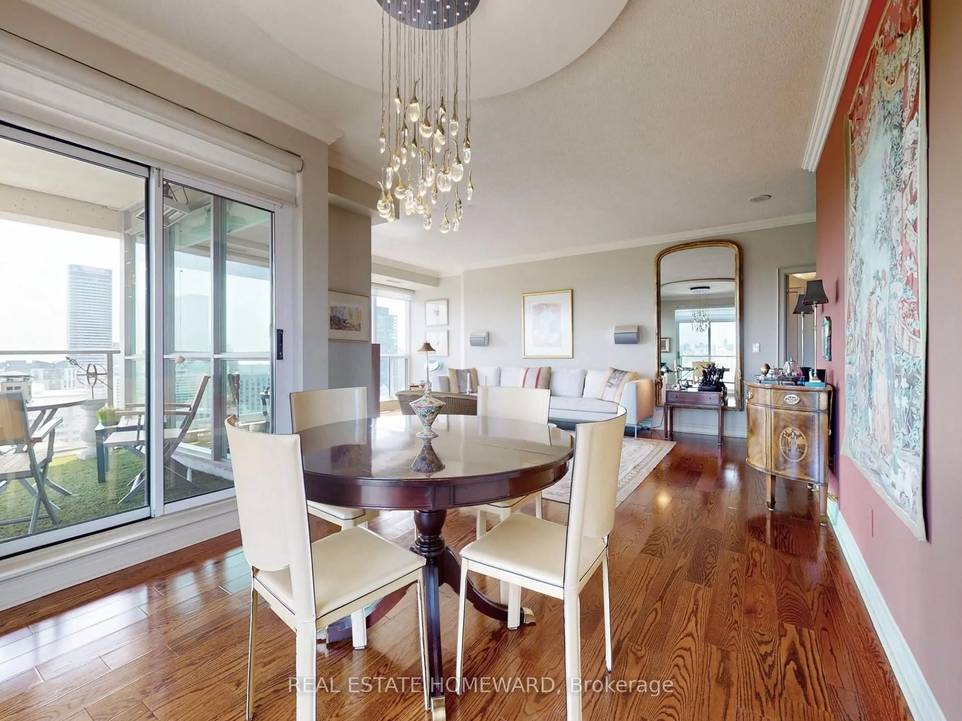 8 Park Road, #PH3703