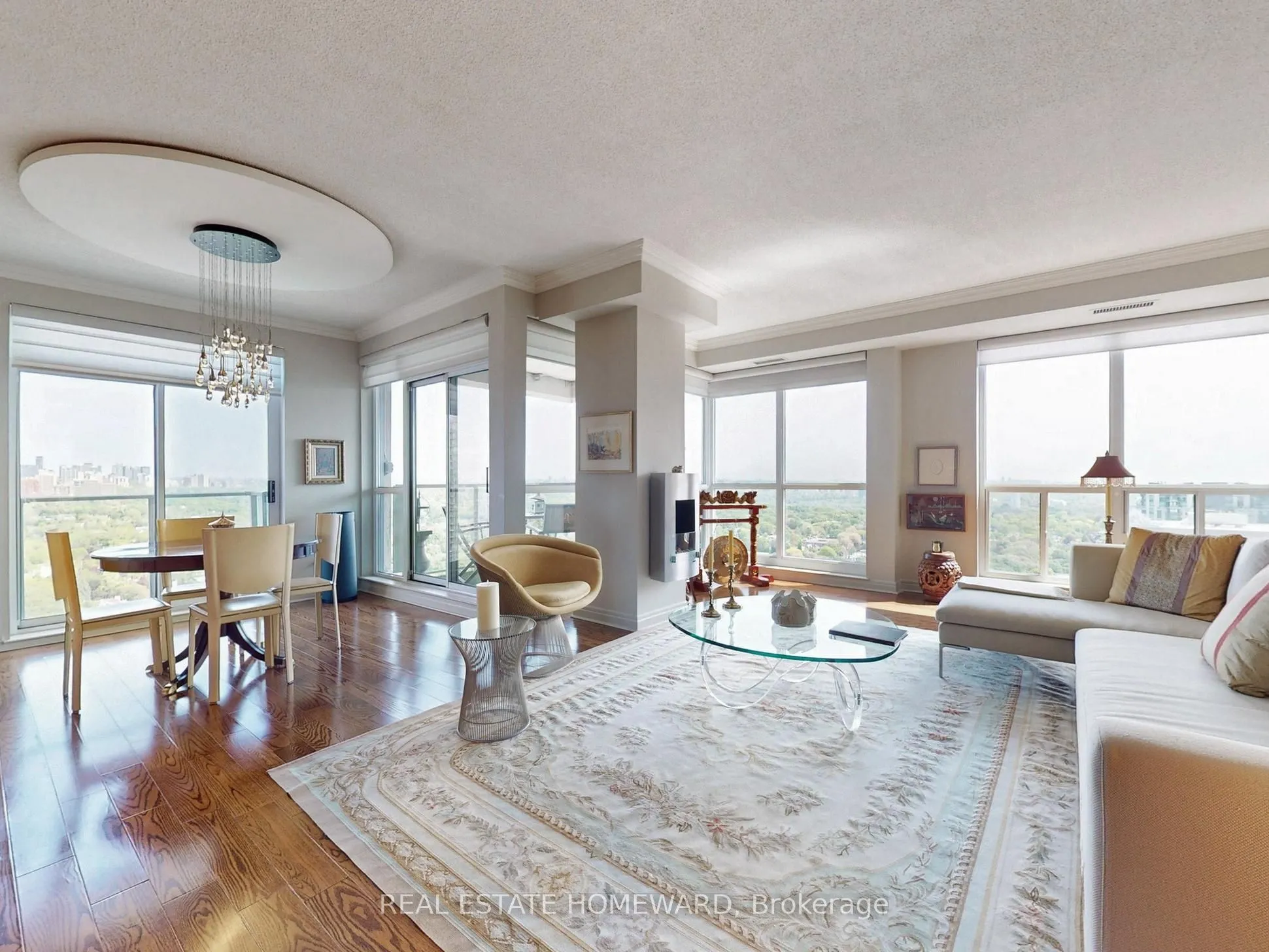 8 Park Road, #PH3703
