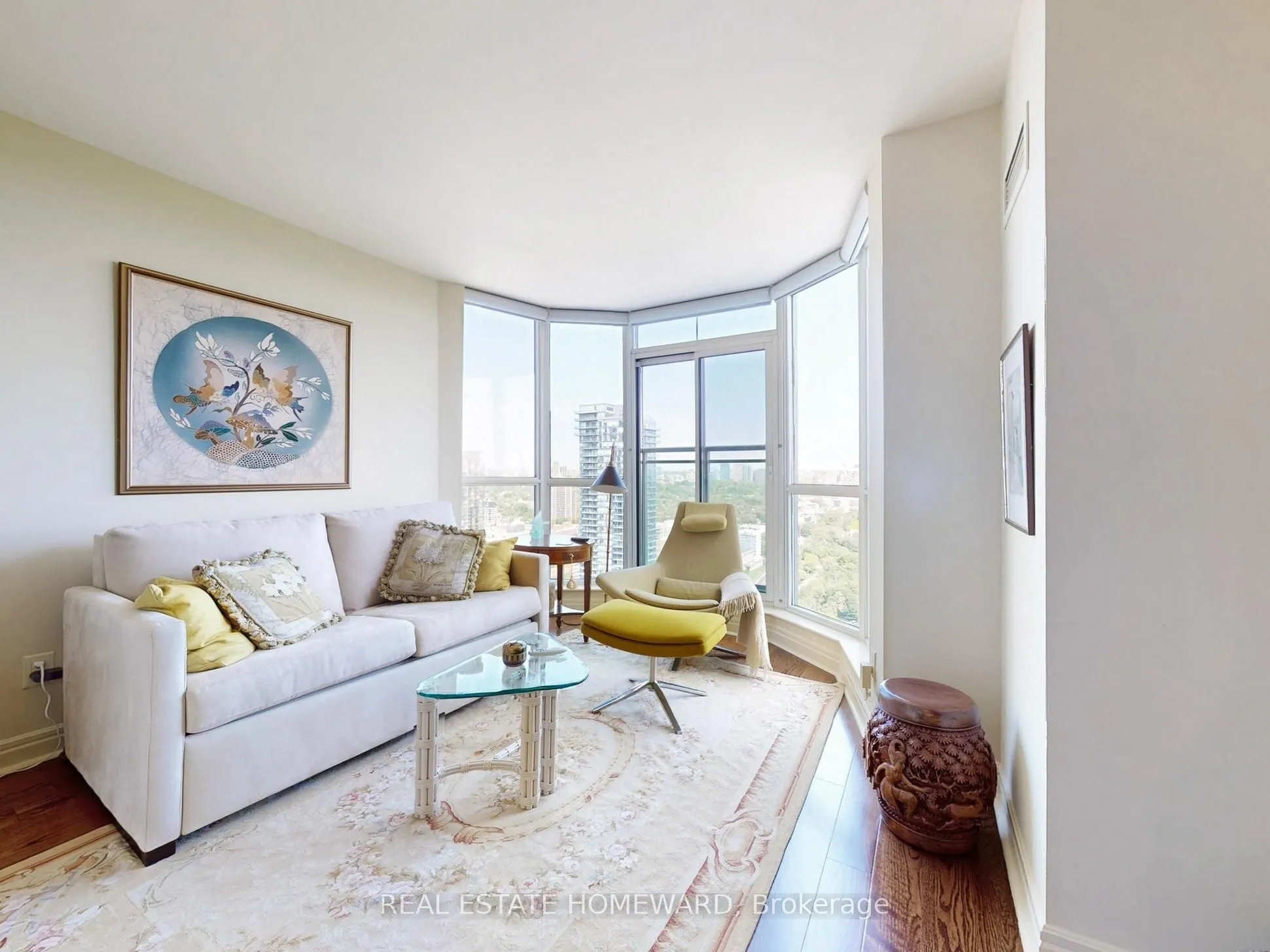 8 Park Road, #PH3703