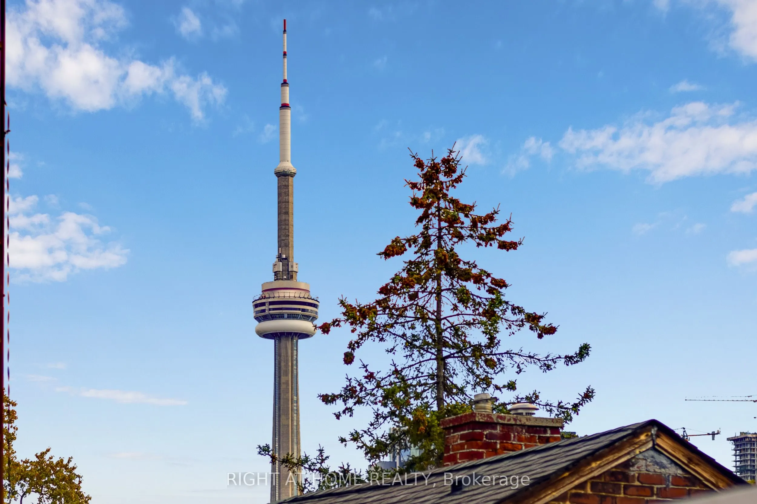 768 Richmond Street W