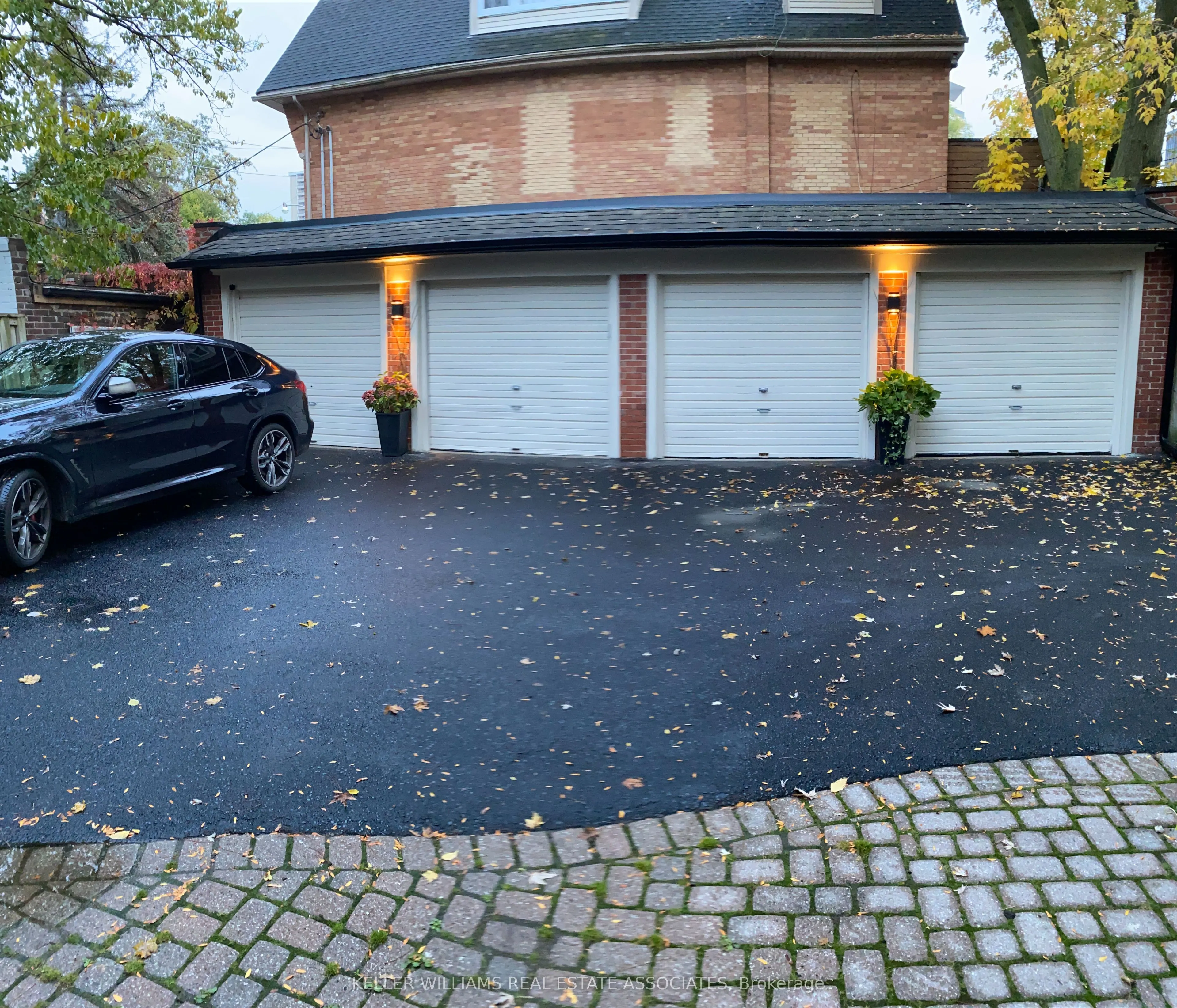27 Glen Elm Avenue, #1