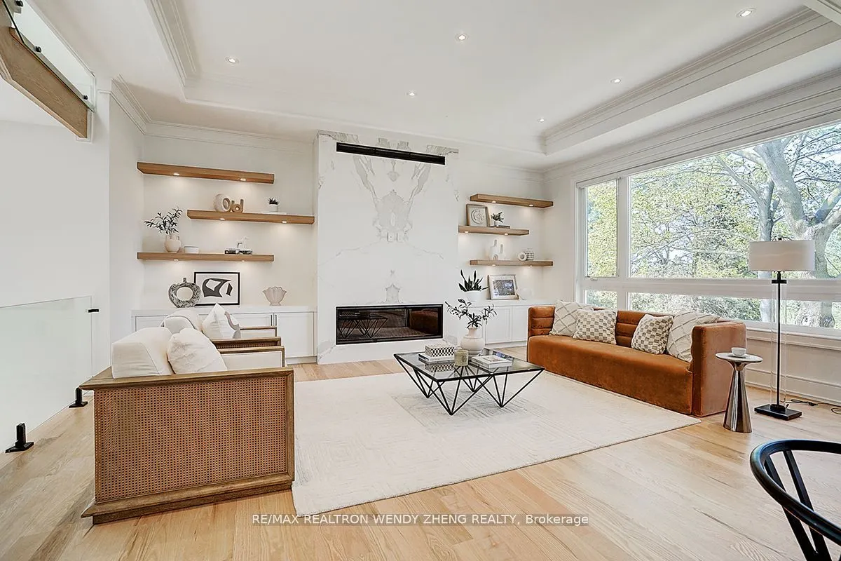 23 Cresthaven Drive