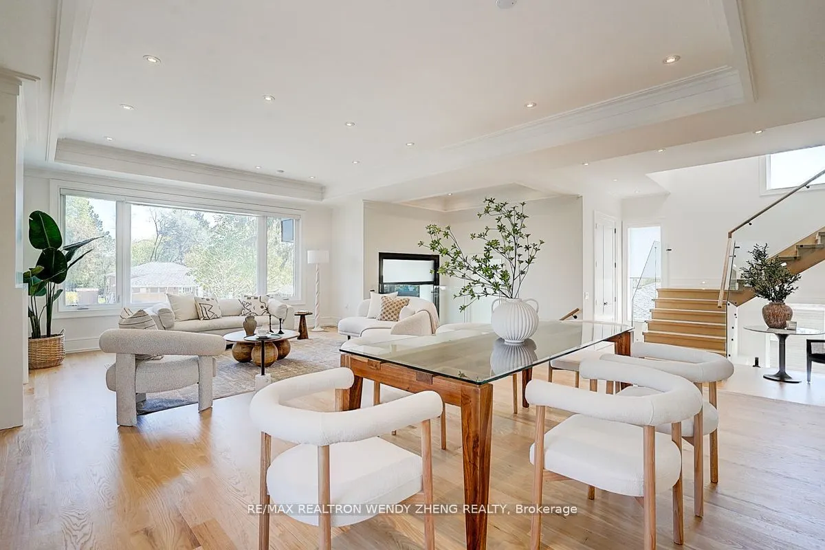 23 Cresthaven Drive