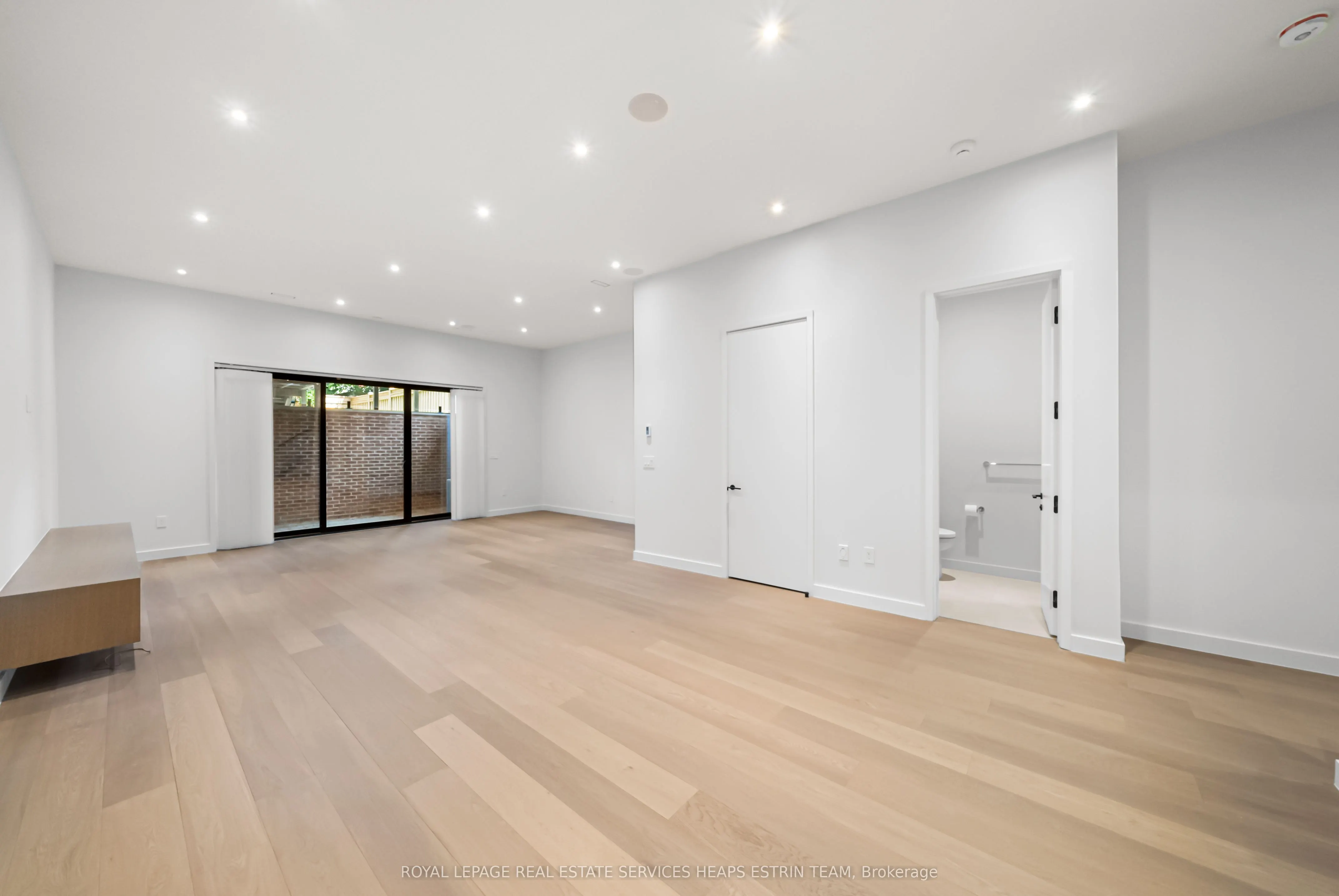 77 Kendal Avenue