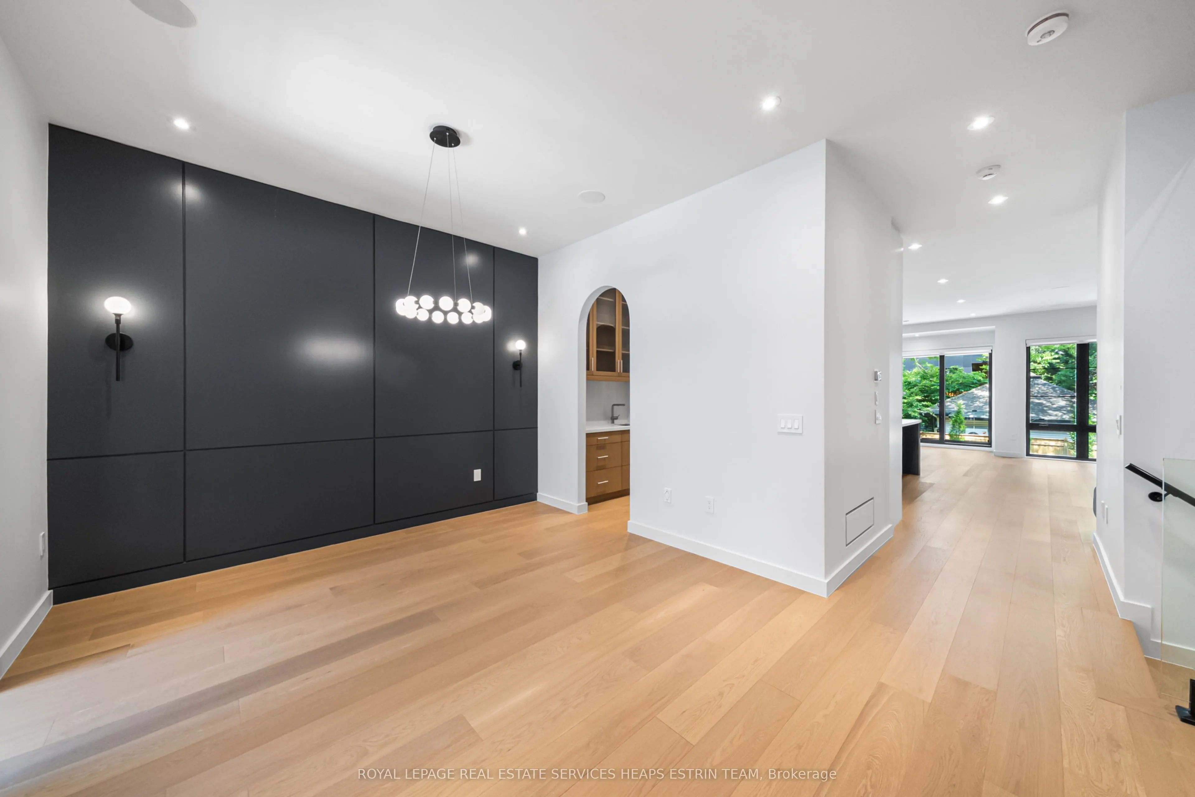 77 Kendal Avenue