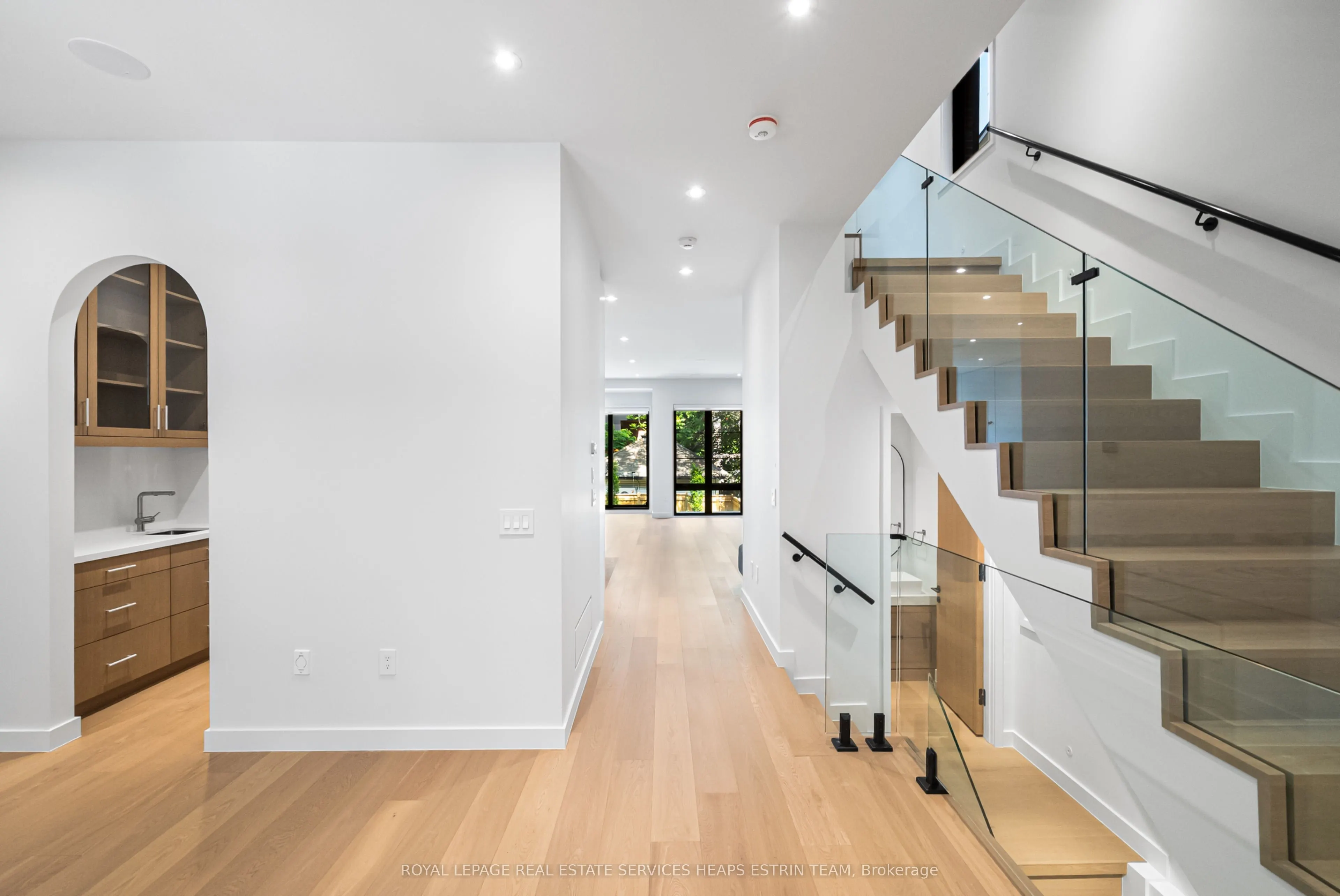 77 Kendal Avenue