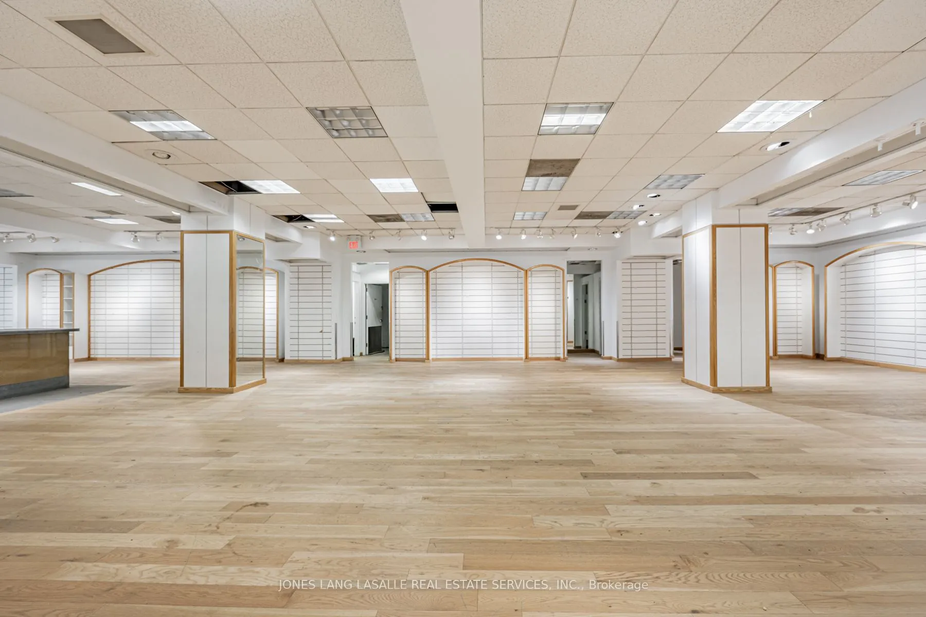 2574 Yonge Street