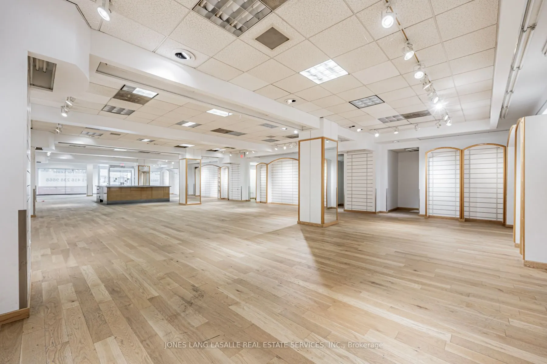 2574 Yonge Street