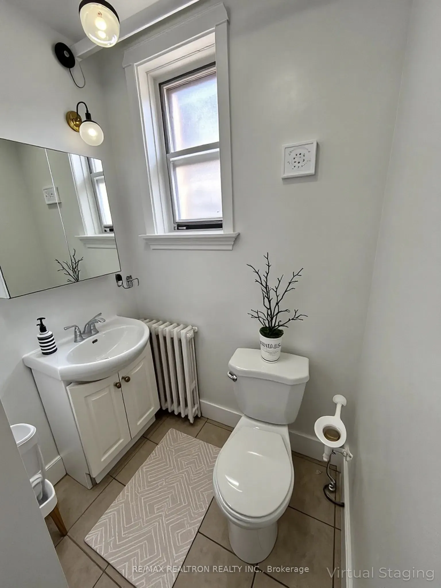 312 Douglas Avenue, #104