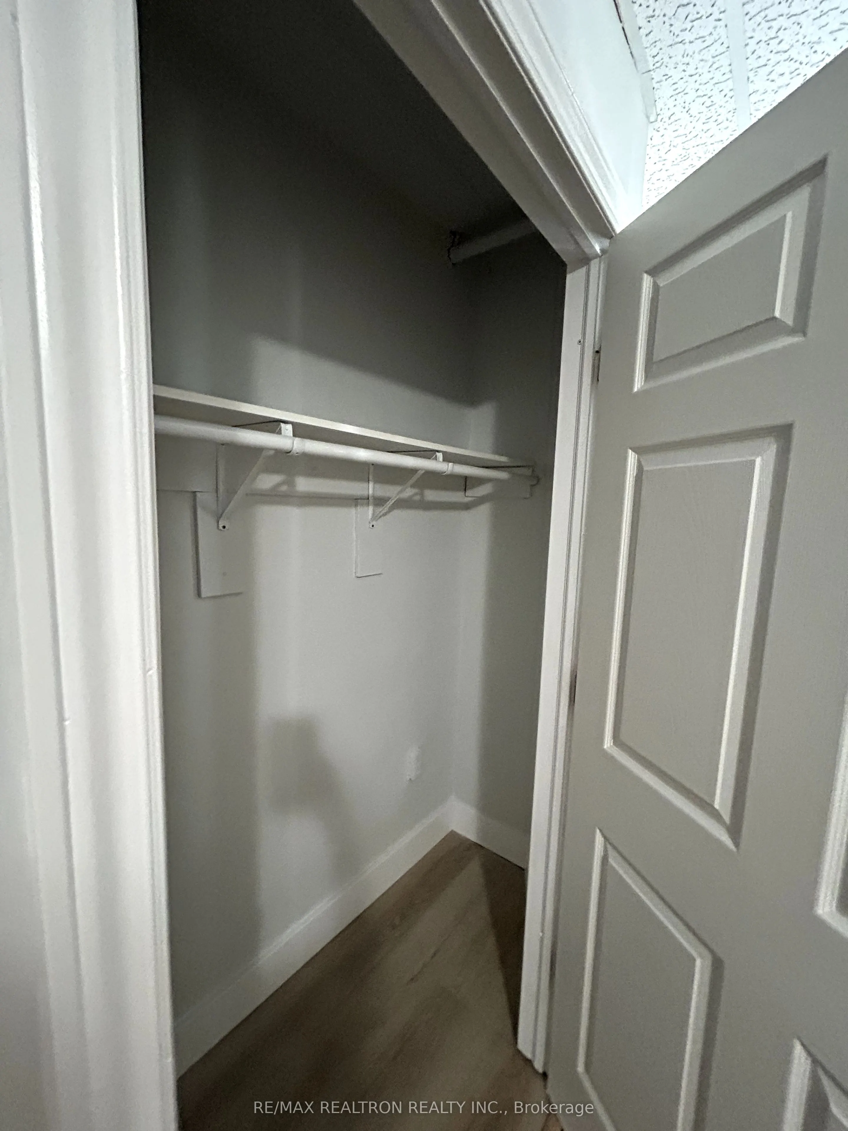 312 Douglas Avenue, #104
