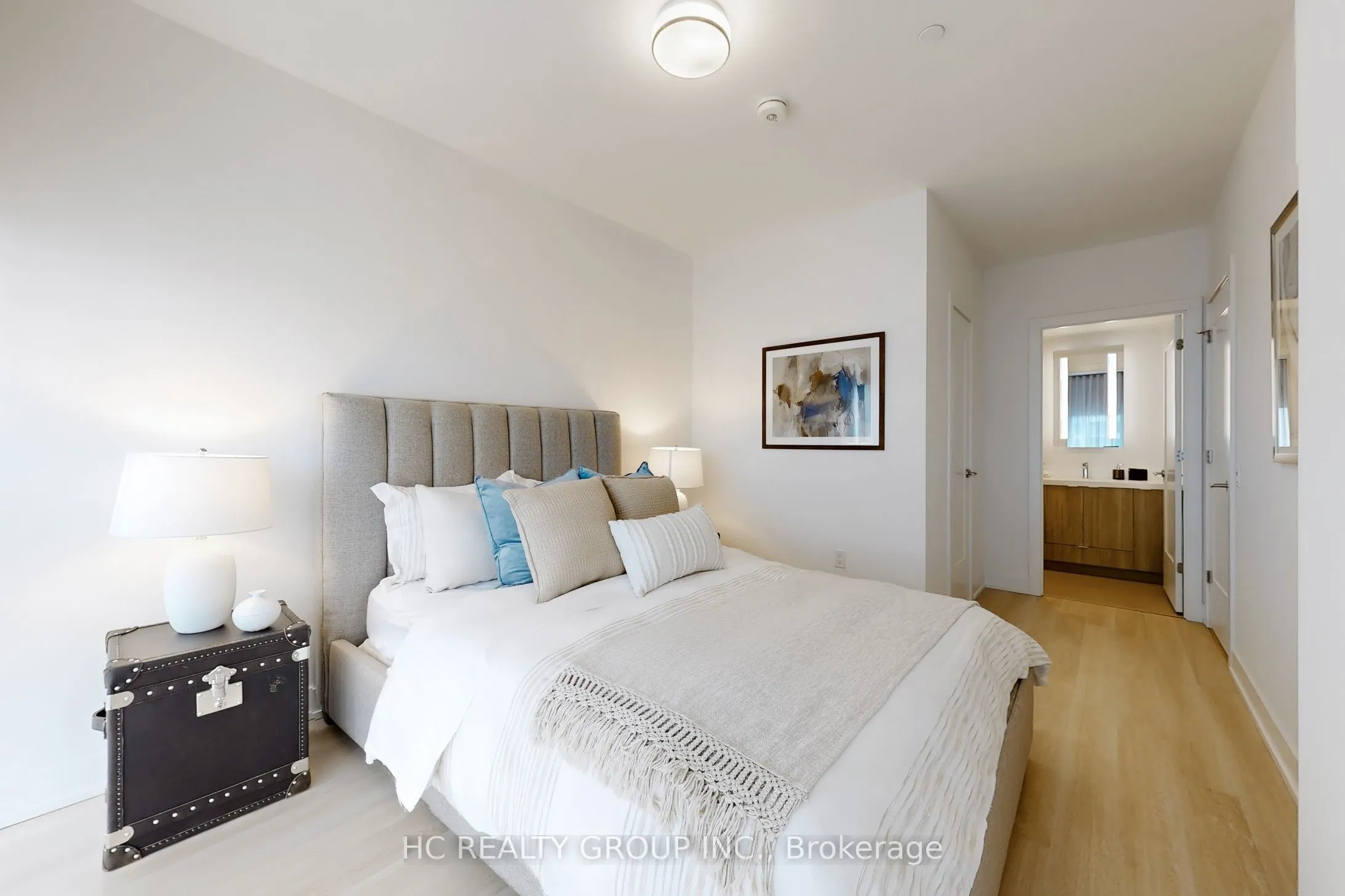 30 Inn On The Park Drive, #222