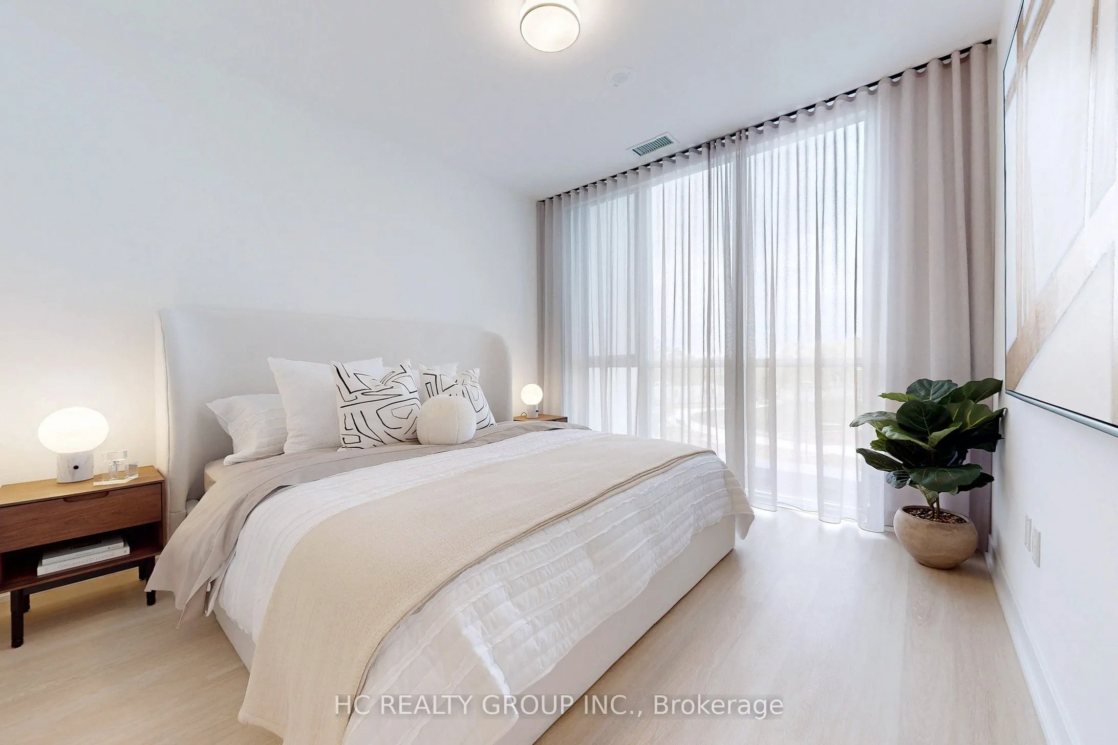 30 Inn On The Park Drive, #222