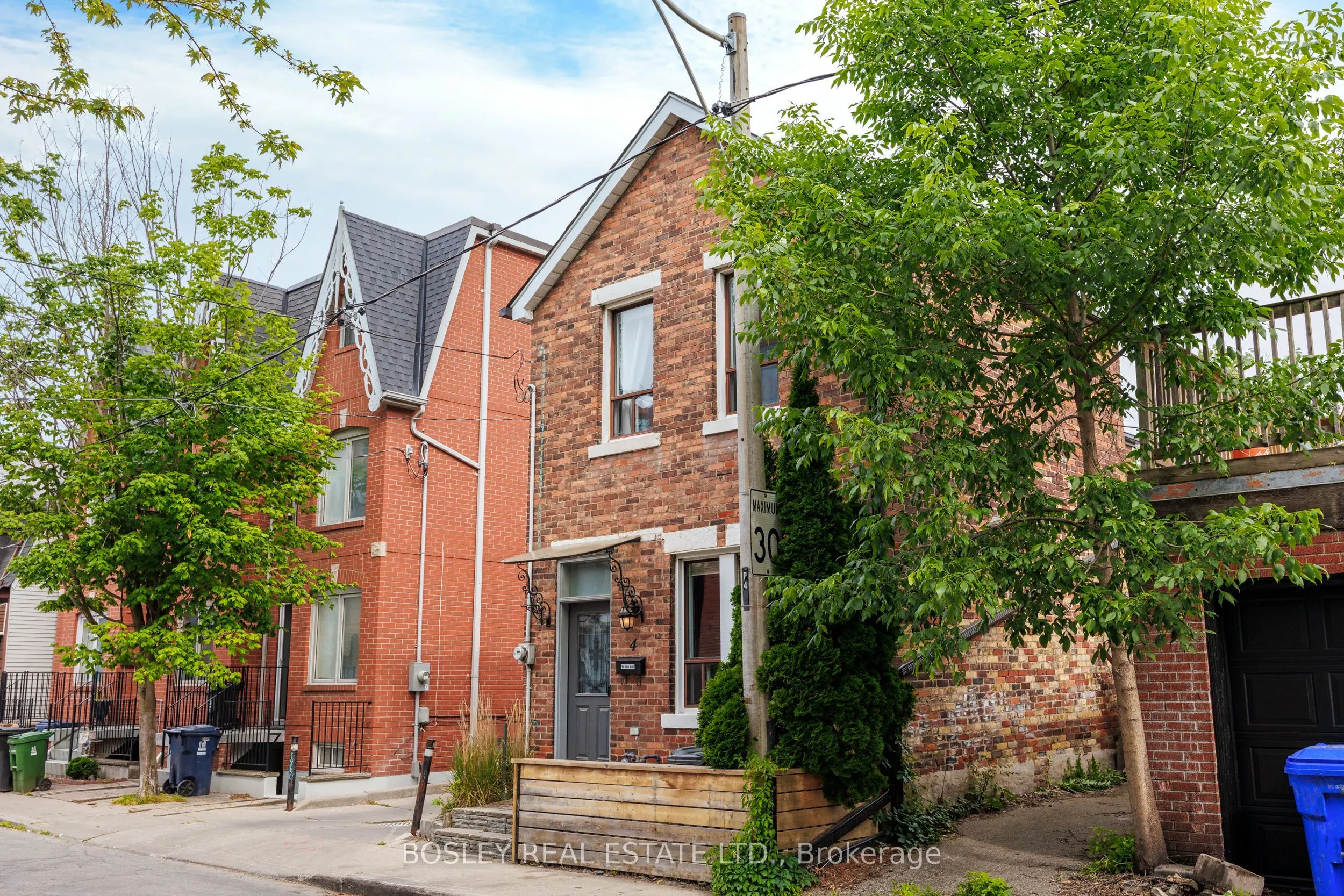 4 Whitaker Avenue