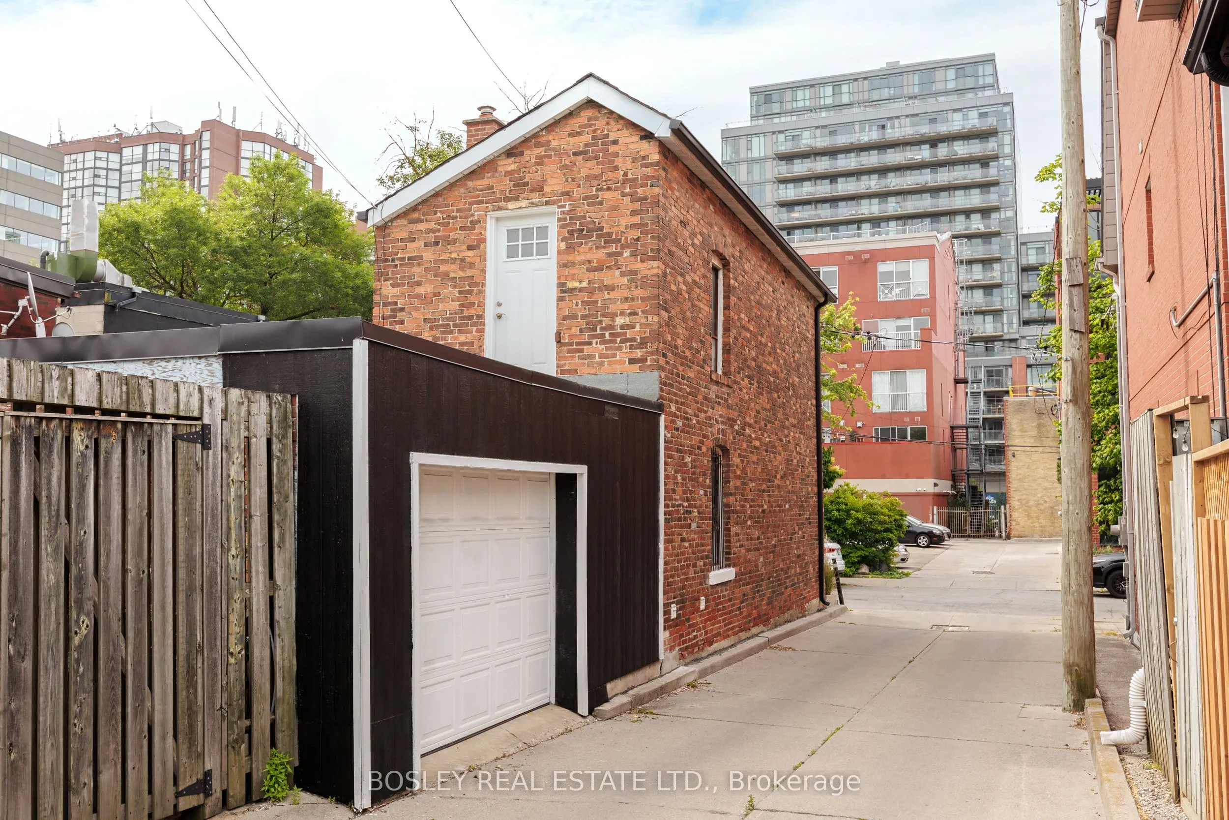 4 Whitaker Avenue