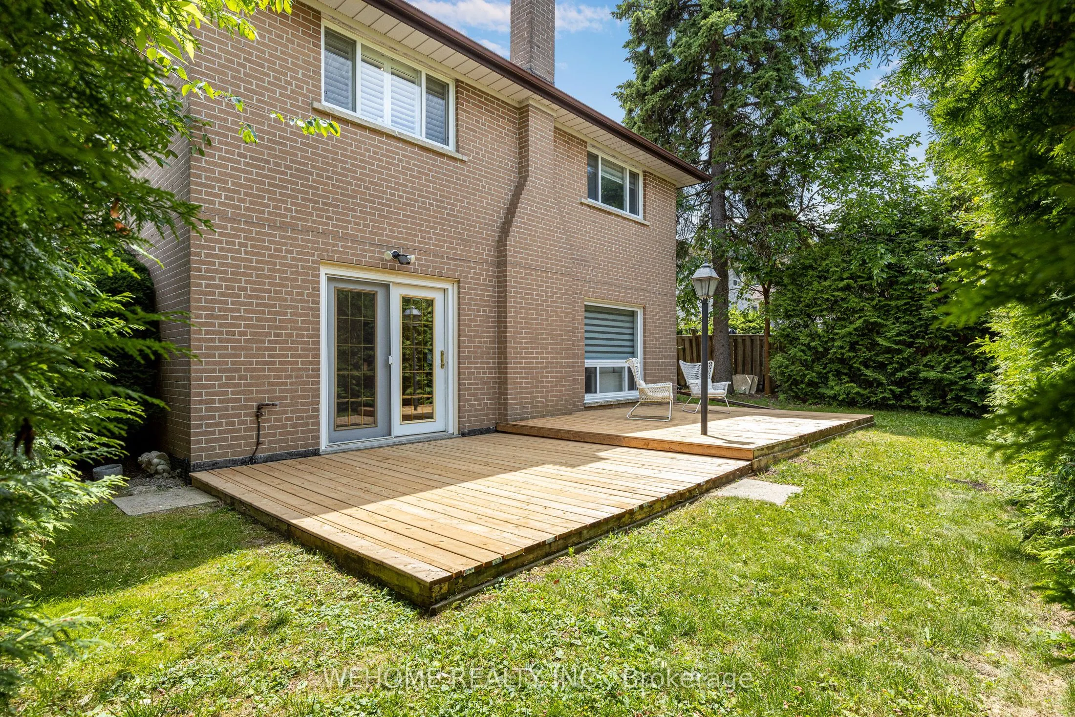 44 Colonnade Road